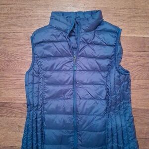 Women's Navy Quilted Vest